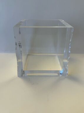 Vintage Clear Acrylic Lucite Open Top Desk Cube Scallop Edges